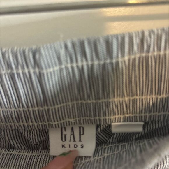 GAP Kids boys blue/white striped pull on Elastic Waistband Shorts size xxl NWOT - Picture 2 of 4